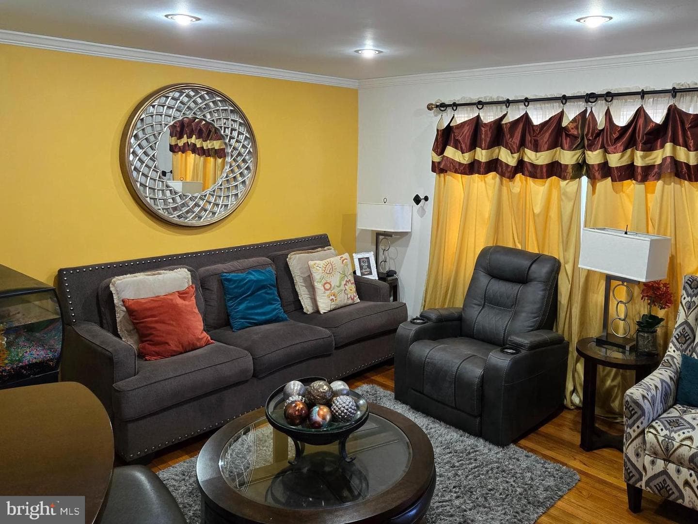 219 Harris Avenue photo 4