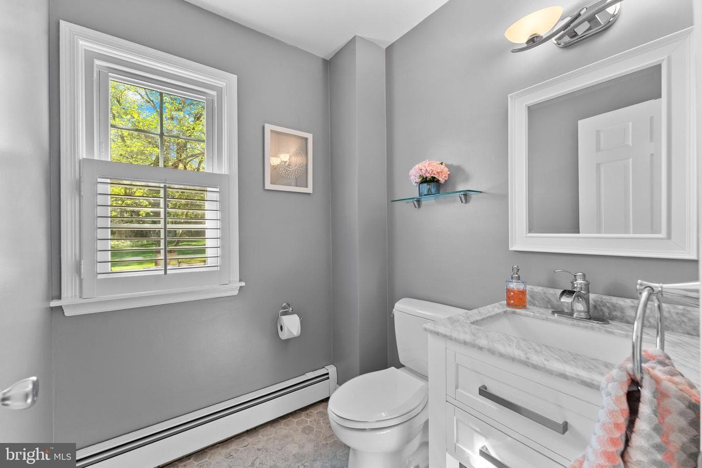 40 Deerpath Road photo 21