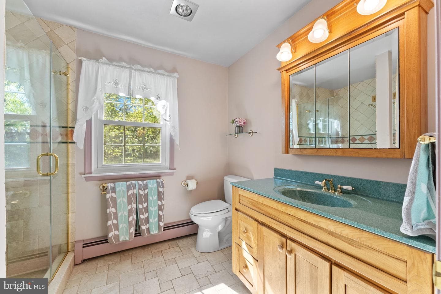 40 Deerpath Road photo 24