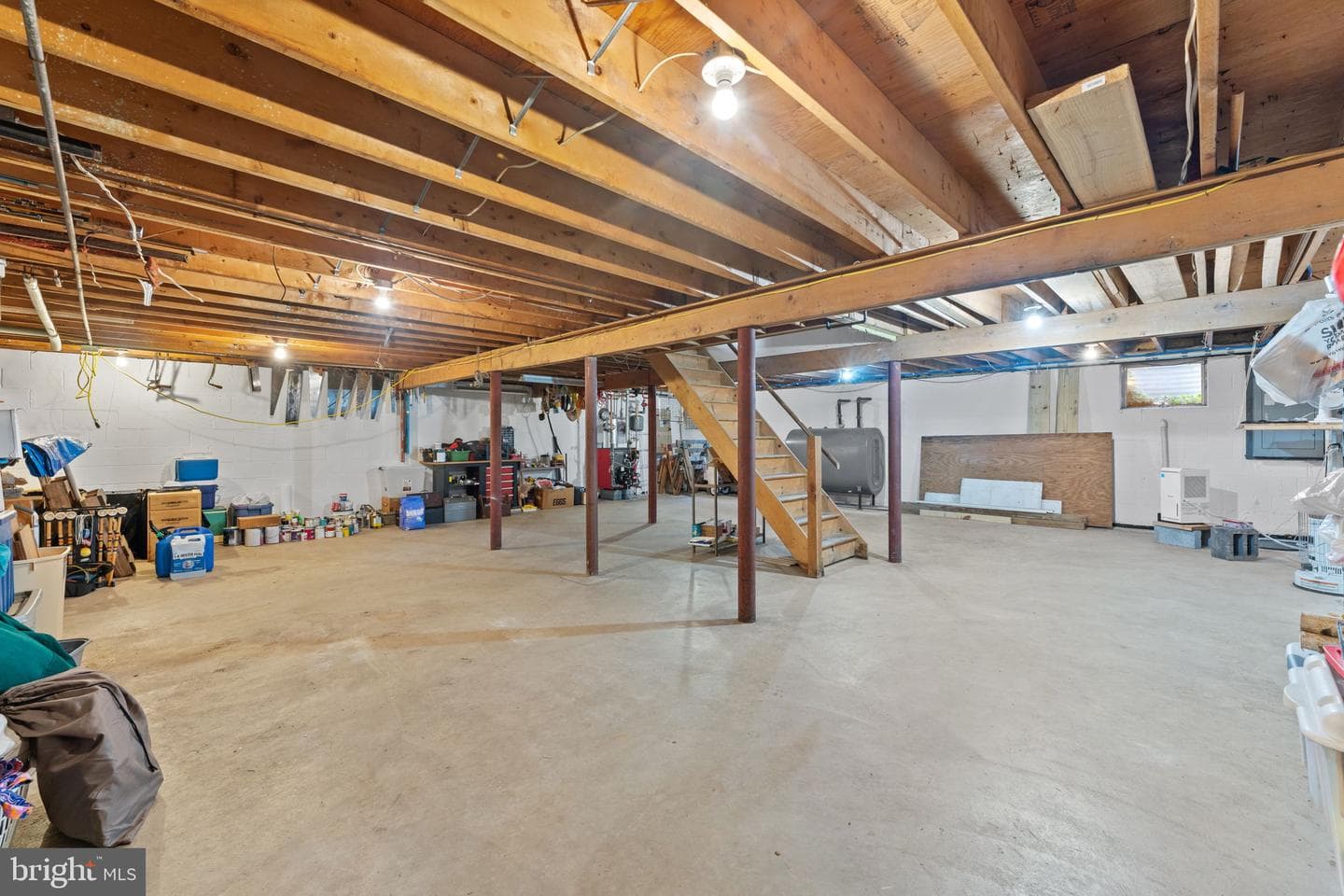 40 Deerpath Road photo 29