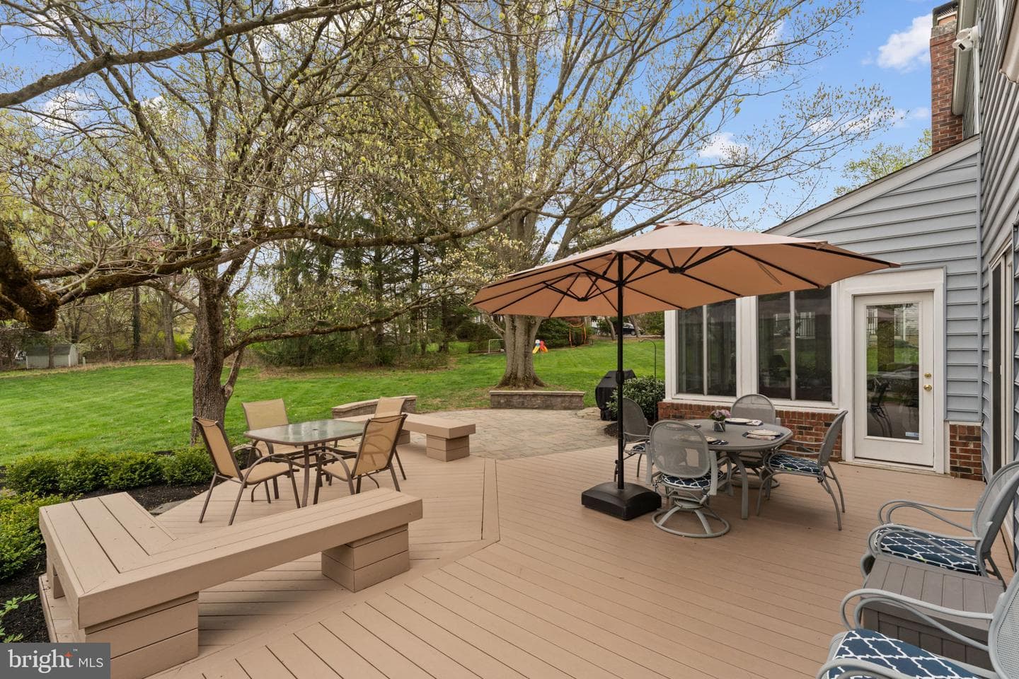 40 Deerpath Road photo 31