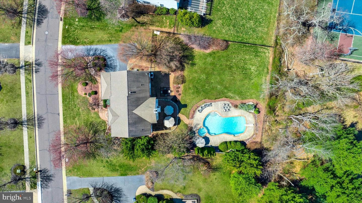 28 Eagleton Farm Road photo 55