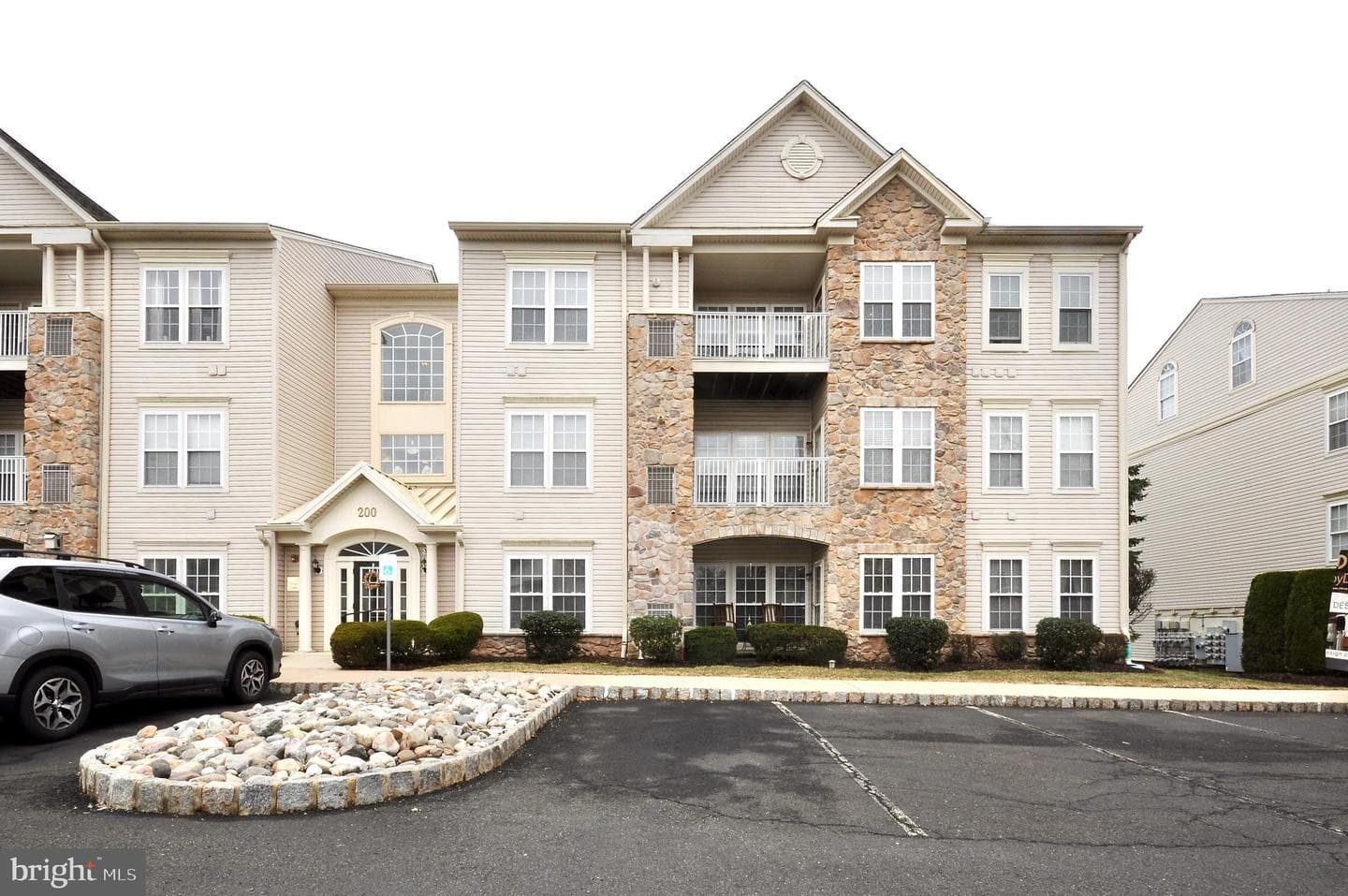 200 Claret Court #304 photo 2