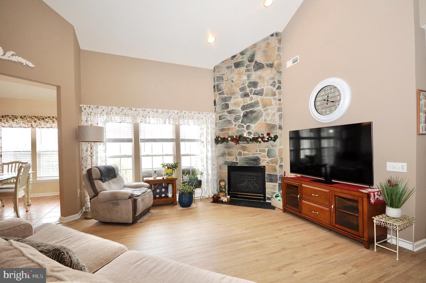200 Claret Court #304 photo 21