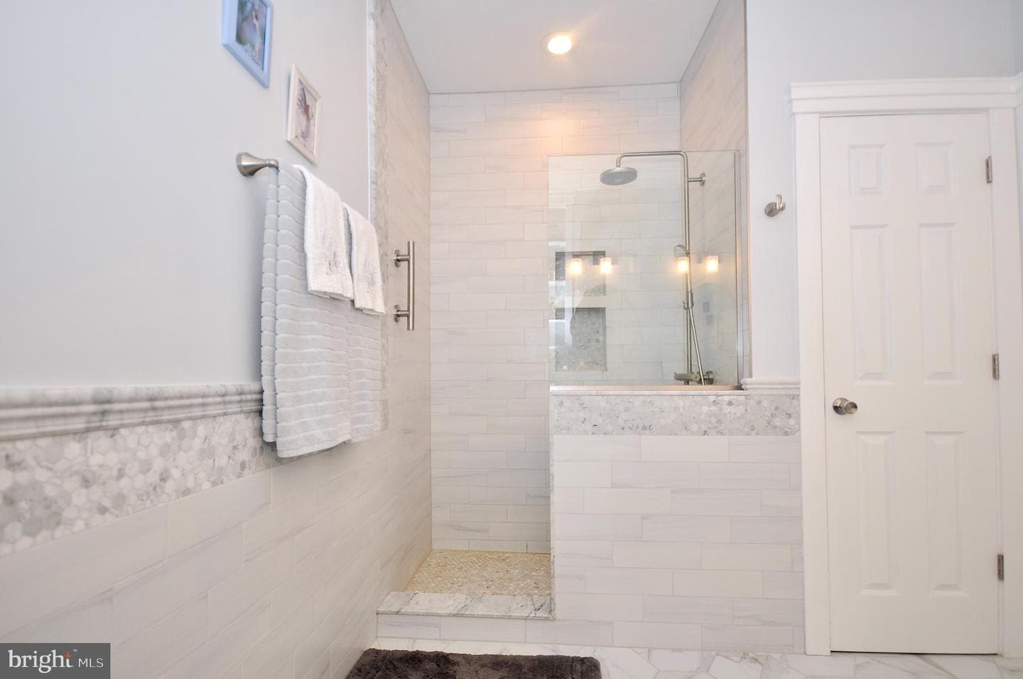 200 Claret Court #304 photo 5