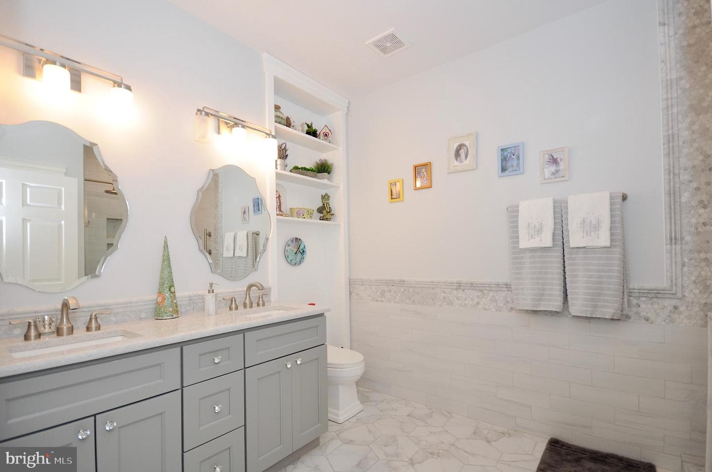 200 Claret Court #304 photo 7