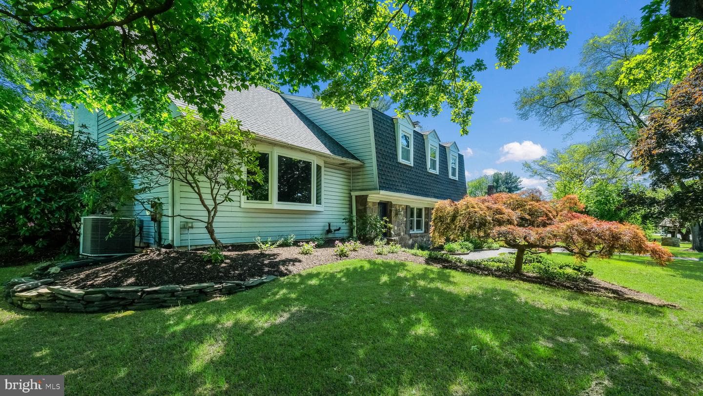2775 Red Gate Drive photo 3