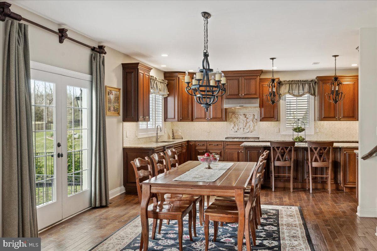 1039 Azlen Lane photo 19