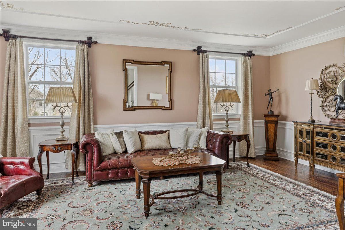 1039 Azlen Lane photo 6