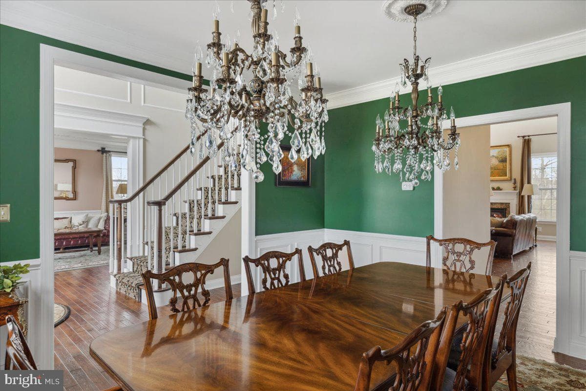 1039 Azlen Lane photo 9