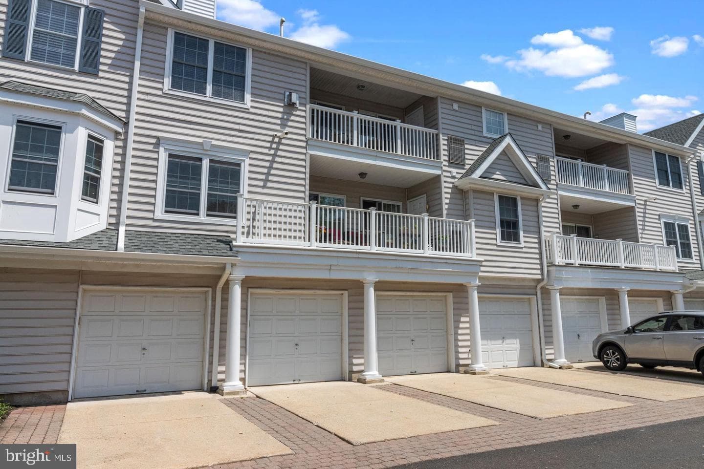 42 W College Avenue #319 photo 3