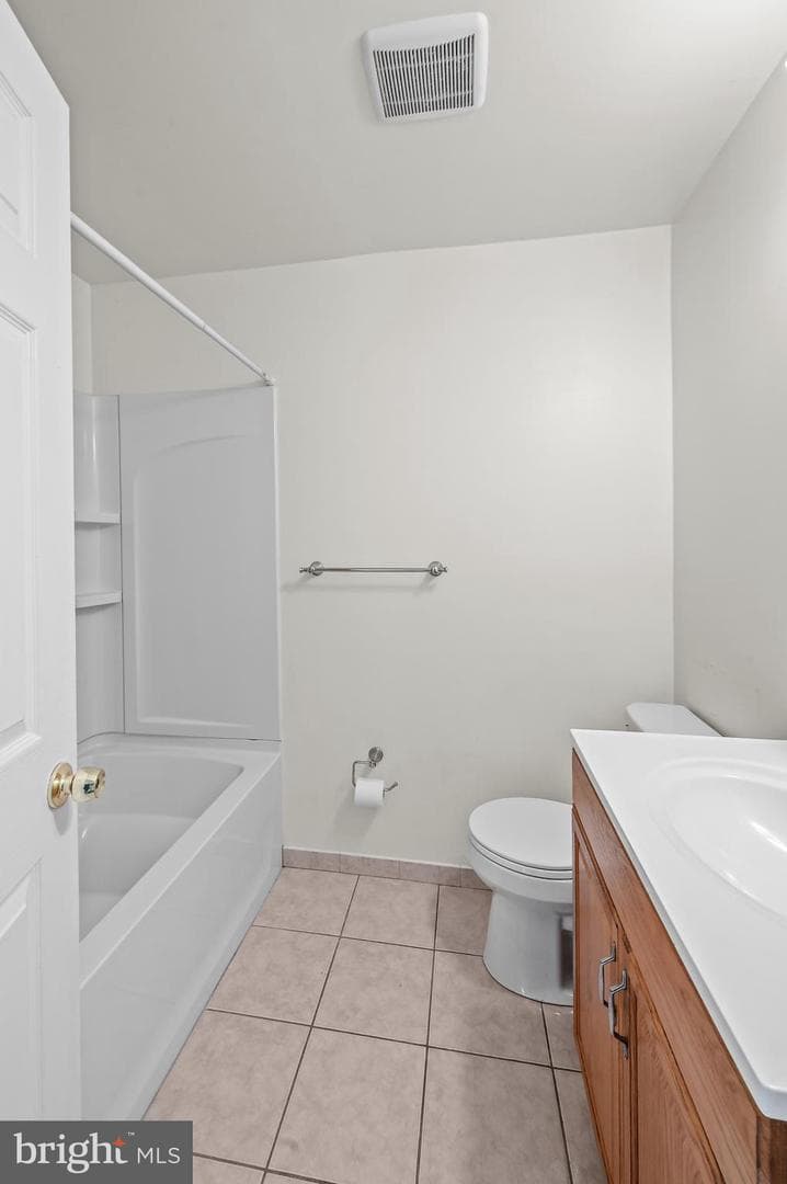 320 Elm Street #a & B photo 8