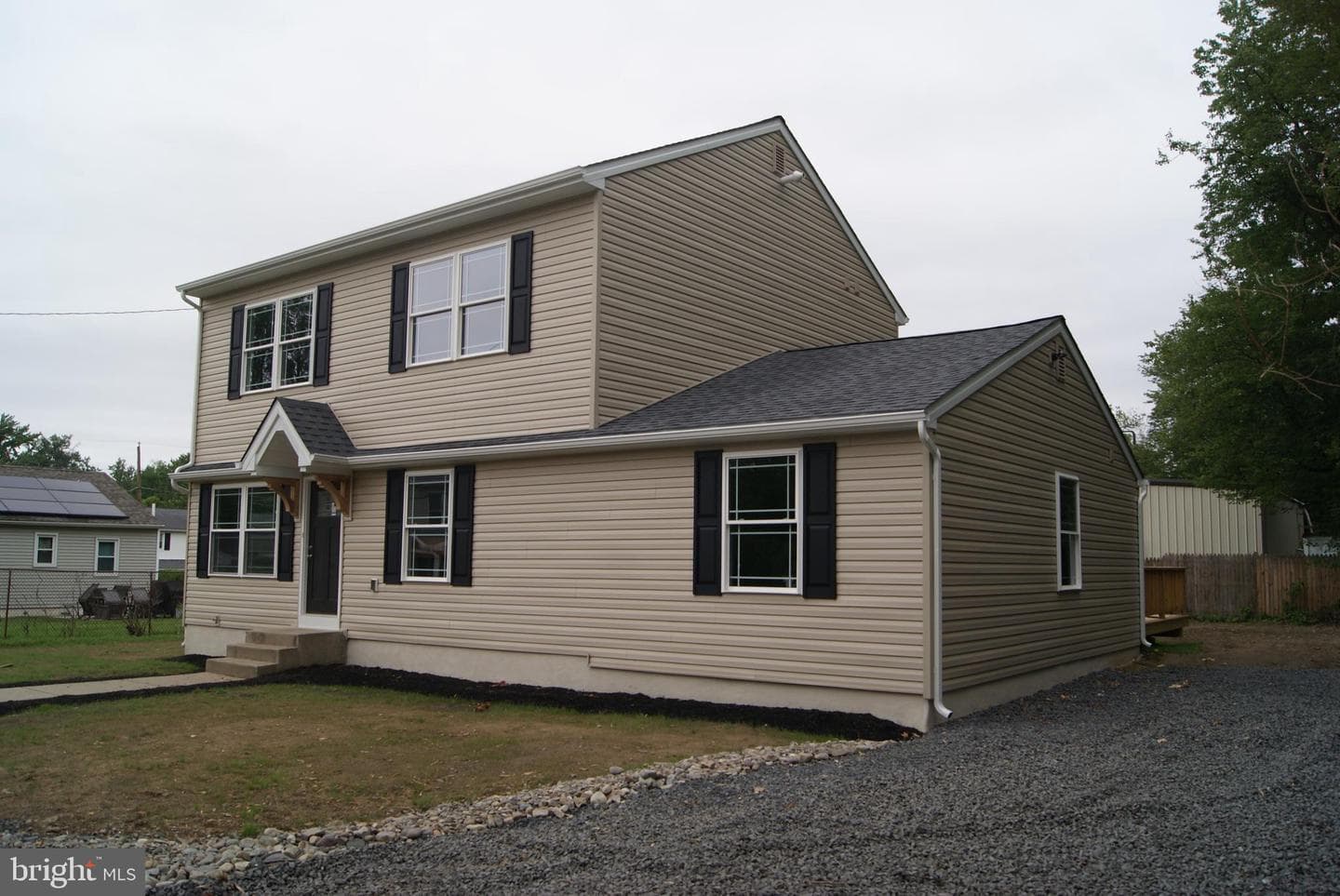 3702 Nichol Street photo 2