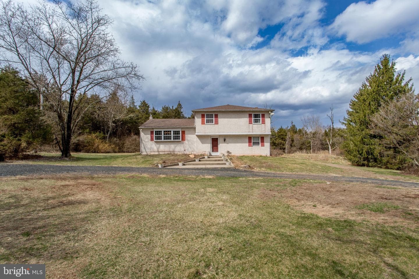 576 Geigel Hill Road photo 2
