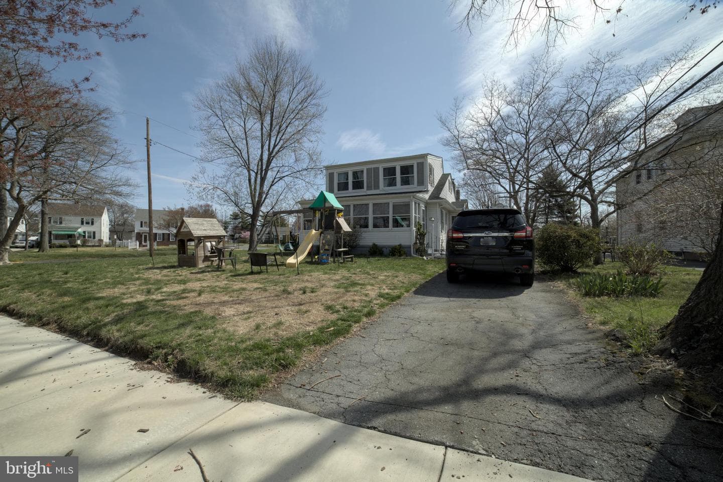 280 East Circle photo 13