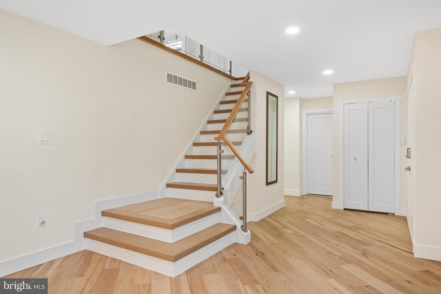 79 W Norton Drive photo 31