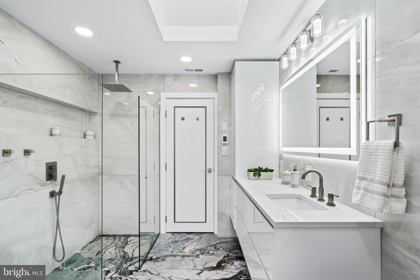 79 W Norton Drive photo 34