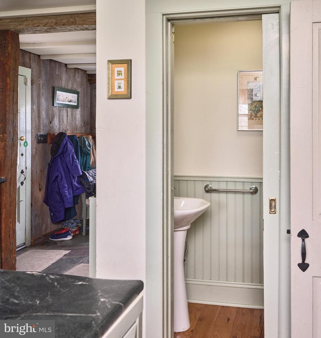 3837 Curly Hill Road photo 7