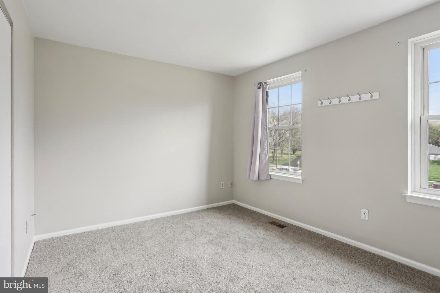 254 Burgundy Lane photo 28