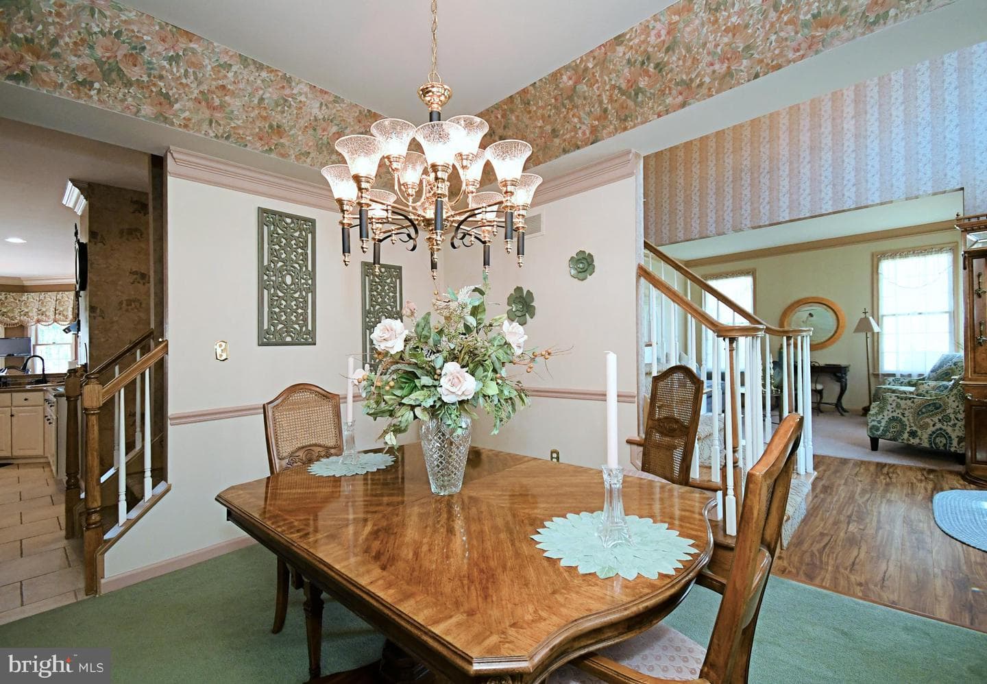 38 W Bellwood Drive photo 12
