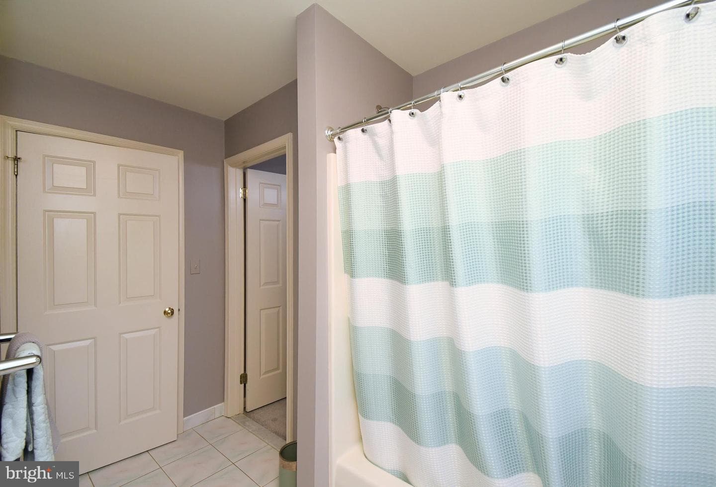 38 W Bellwood Drive photo 45