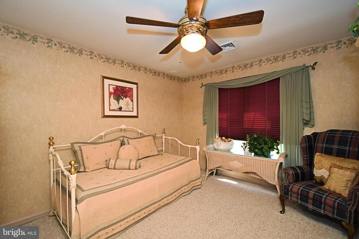 38 W Bellwood Drive photo 49