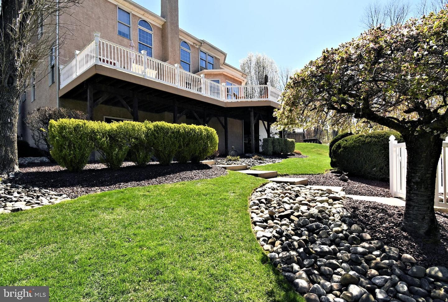 38 W Bellwood Drive photo 70