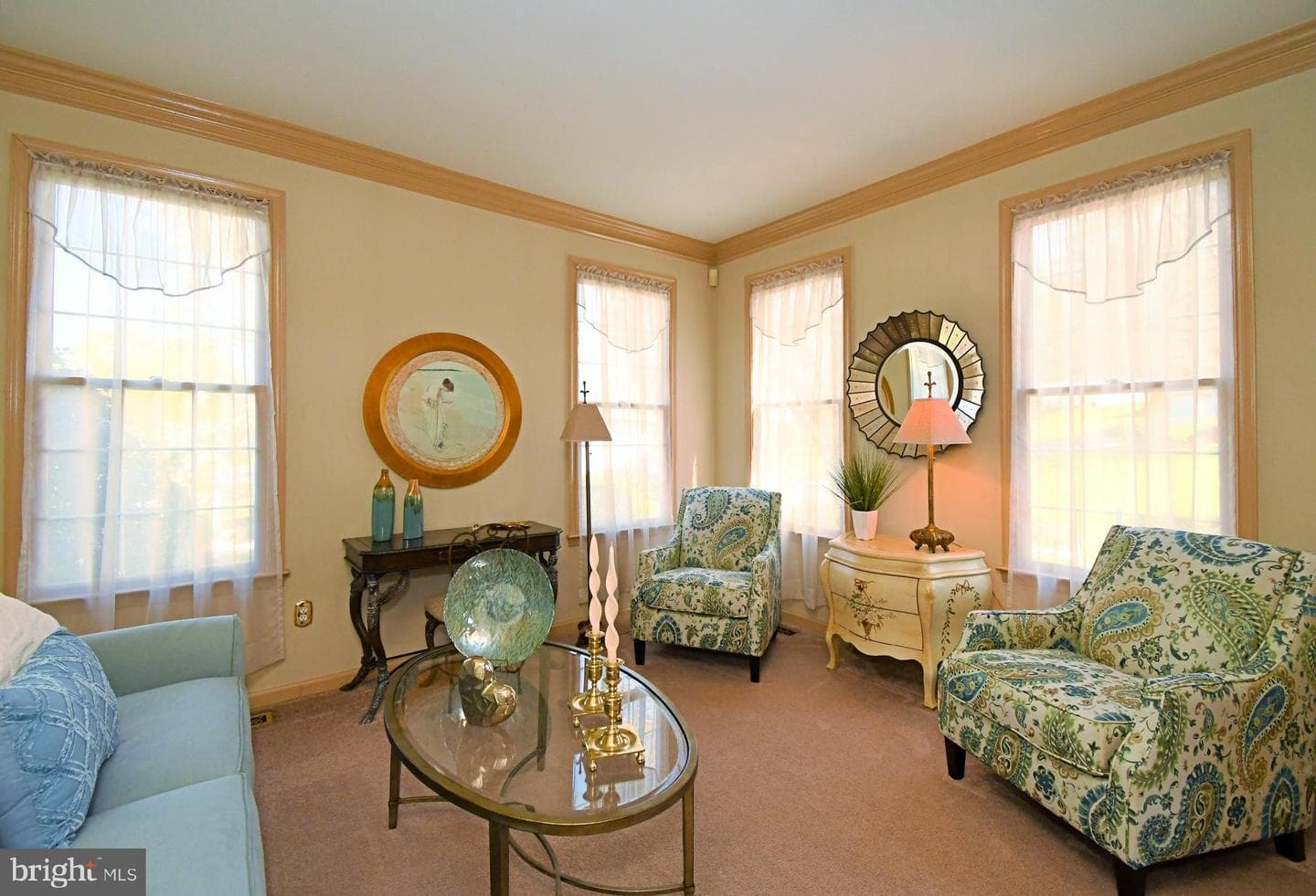 38 W Bellwood Drive photo 9