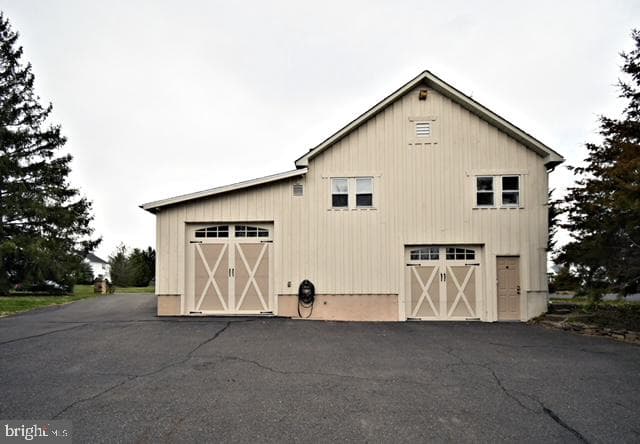1903 Woodfield Drive photo 18