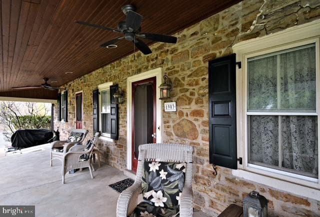 1903 Woodfield Drive photo 8