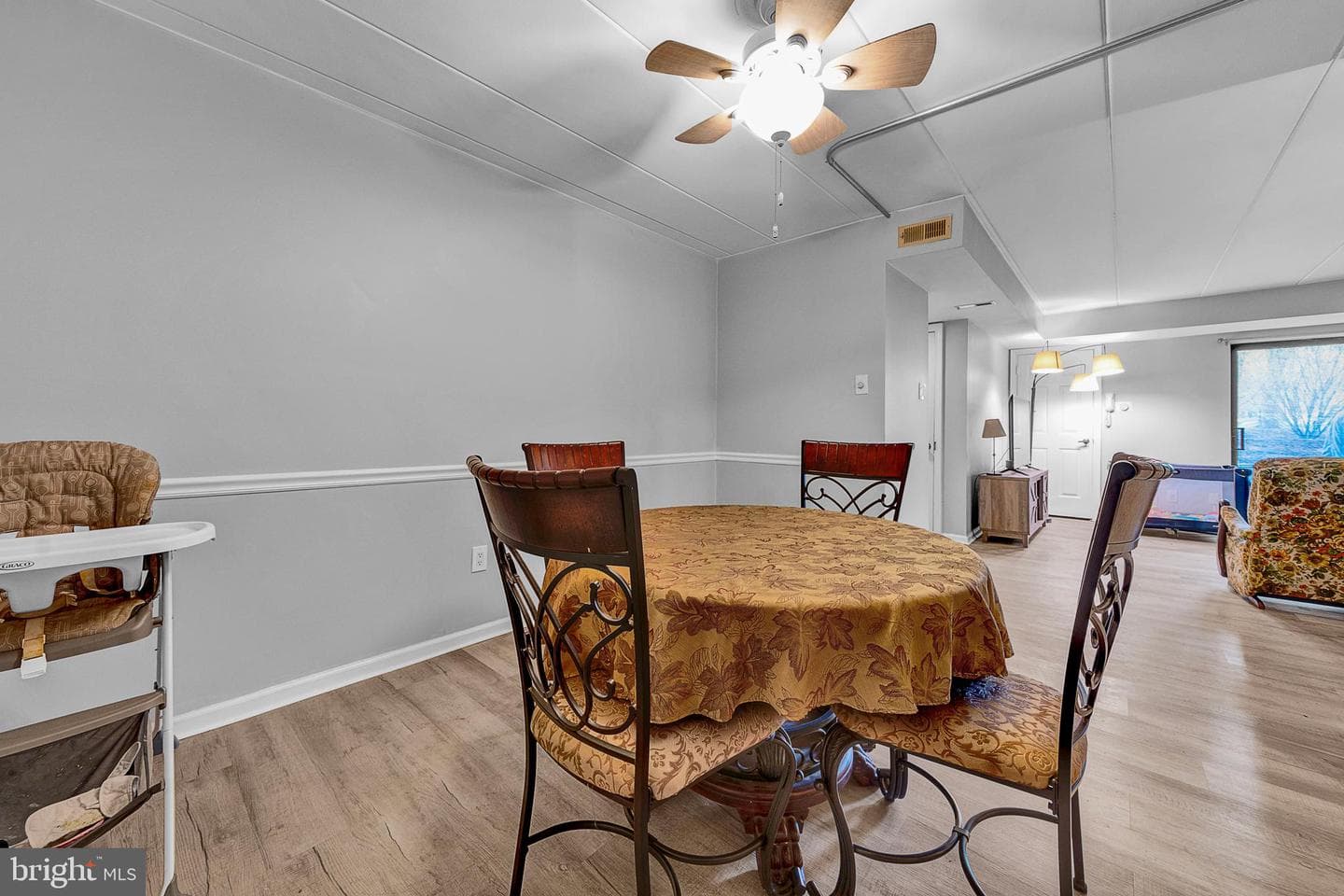 15 Sunbury Court photo 20
