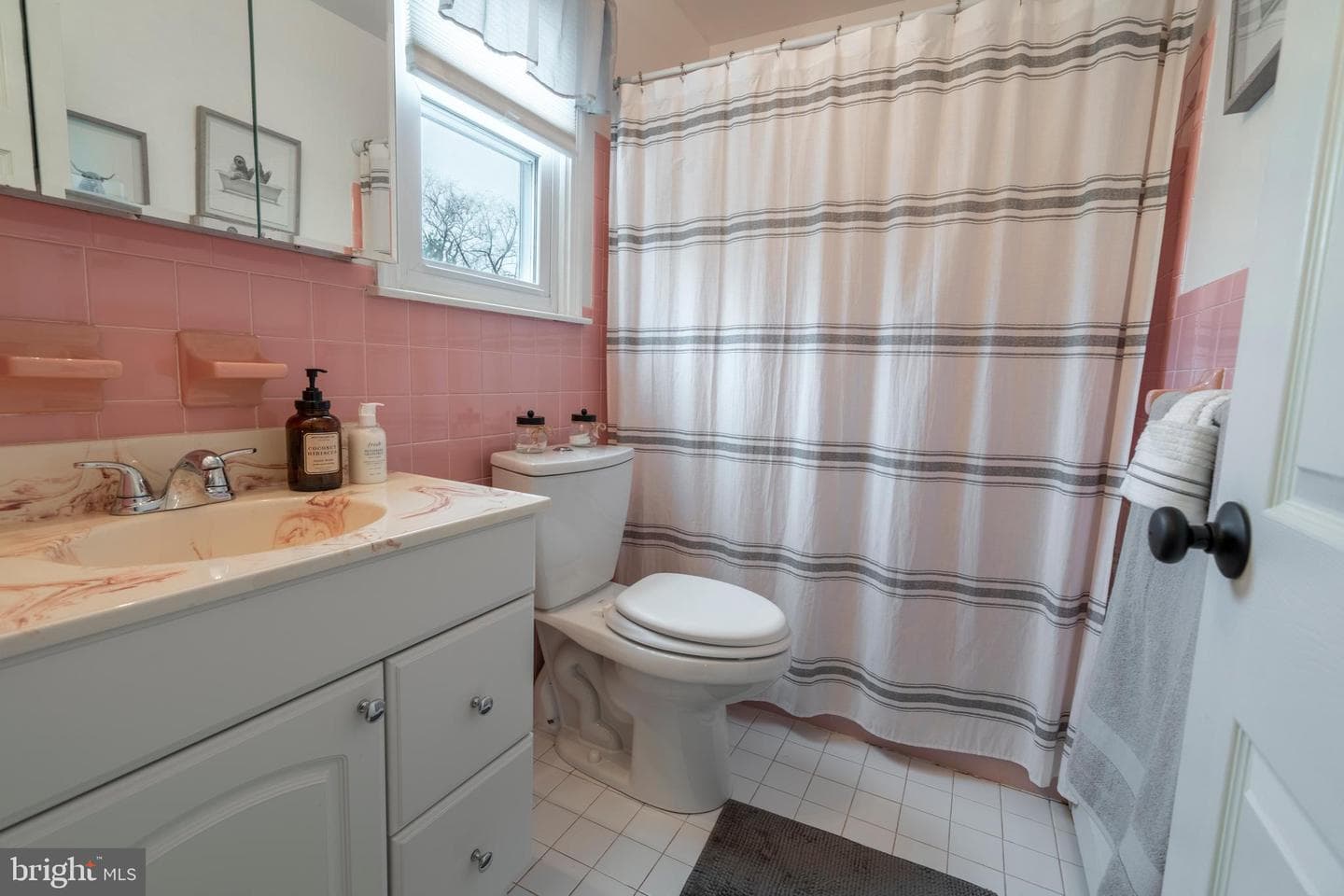 48 Hickory Lane photo 39