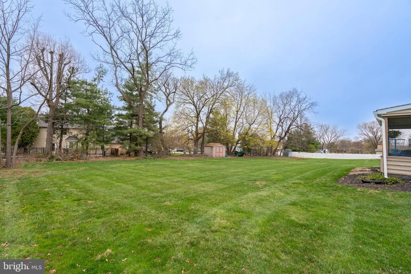 48 Hickory Lane photo 51