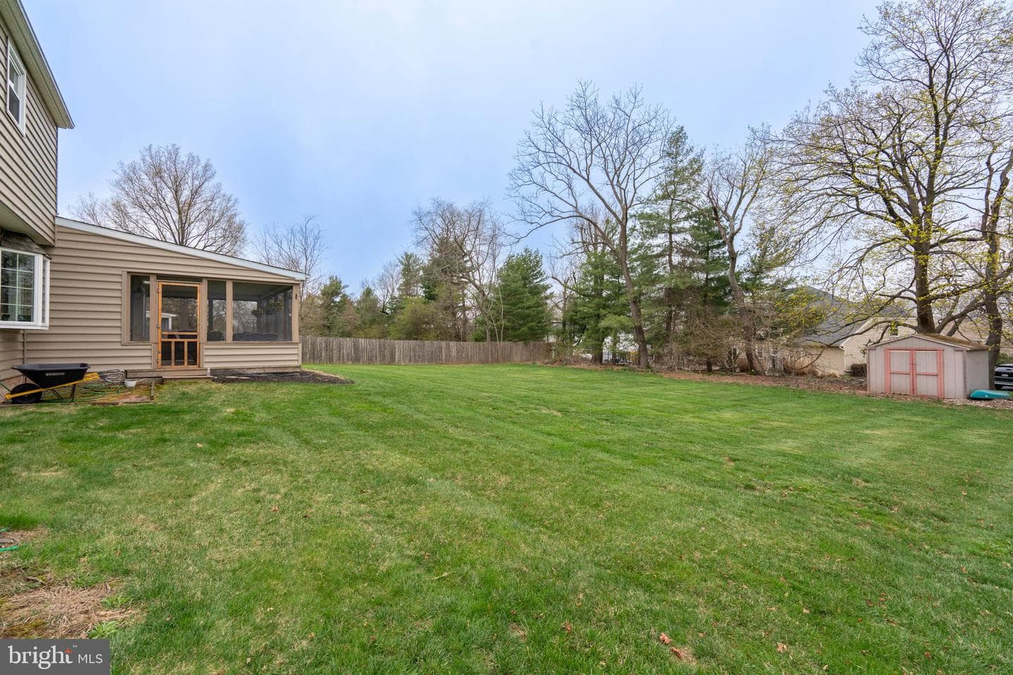 48 Hickory Lane photo 52