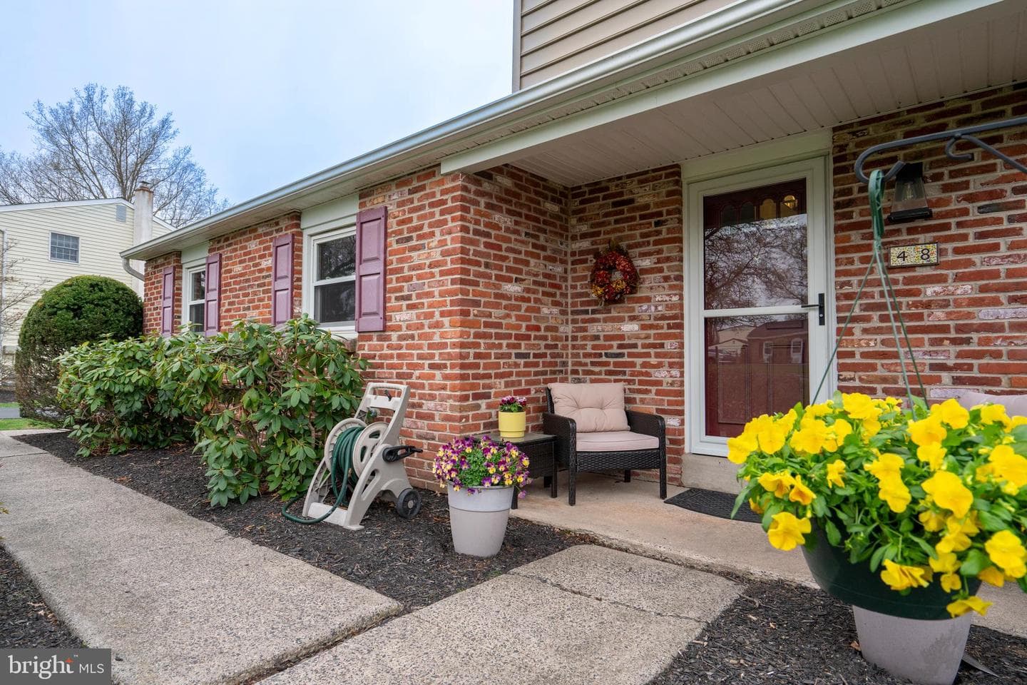 48 Hickory Lane photo 6