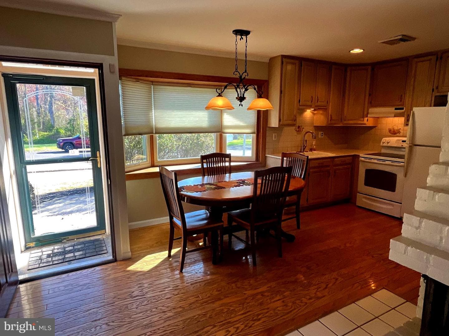 199 Magnolia Drive photo 2
