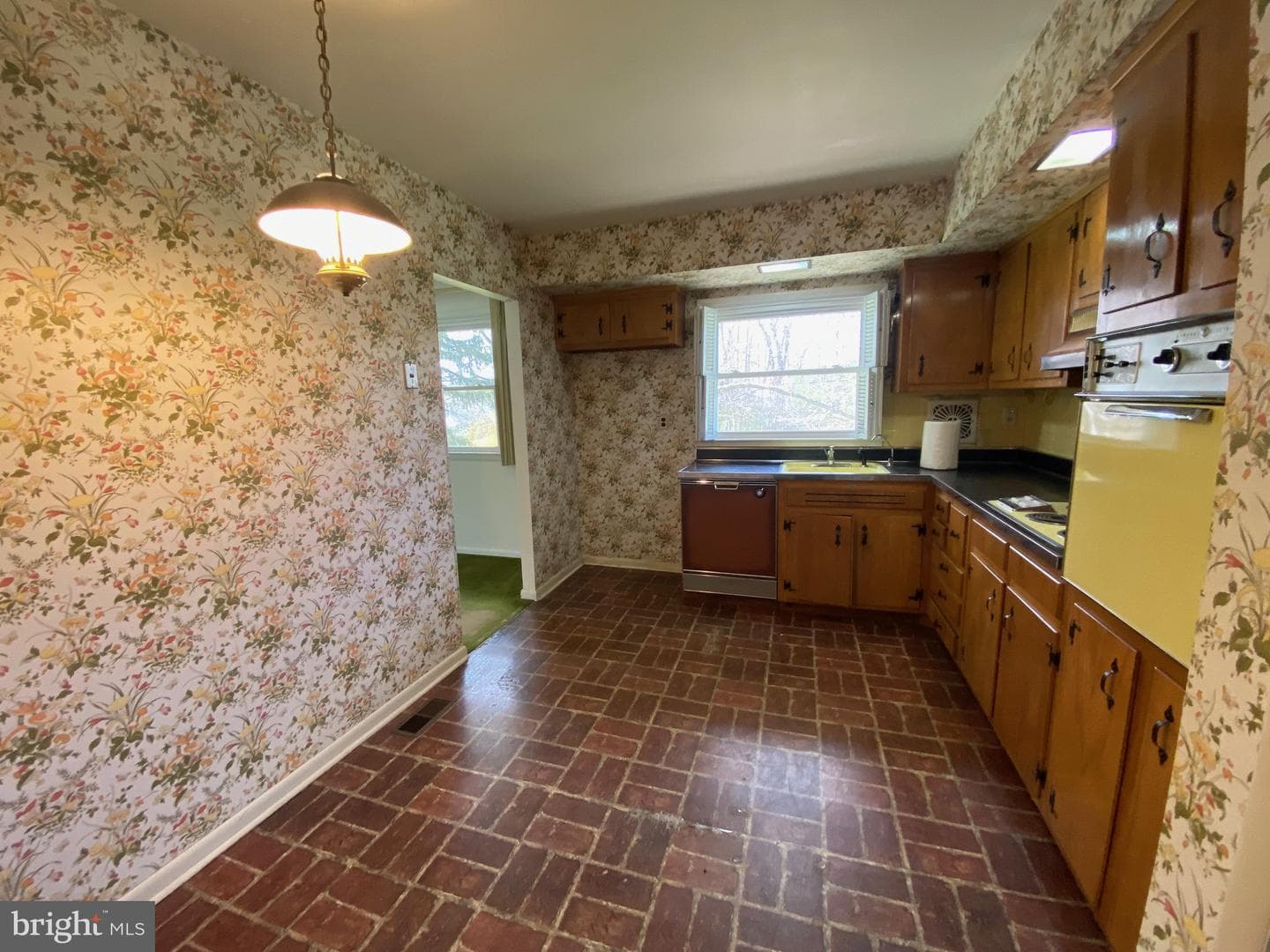 123 Cornwall Drive photo 8