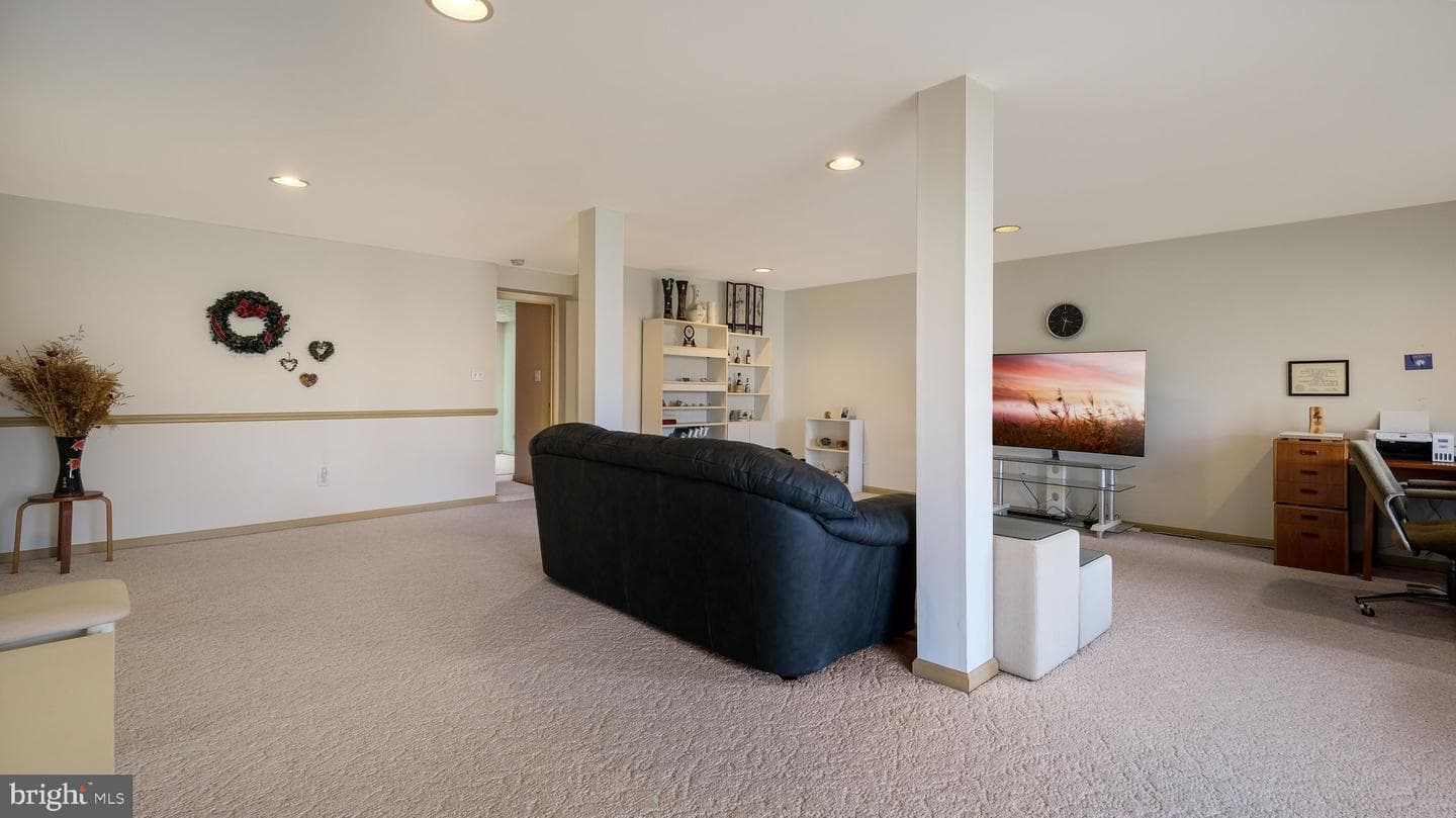 34 Heritage Hills Drive photo 37