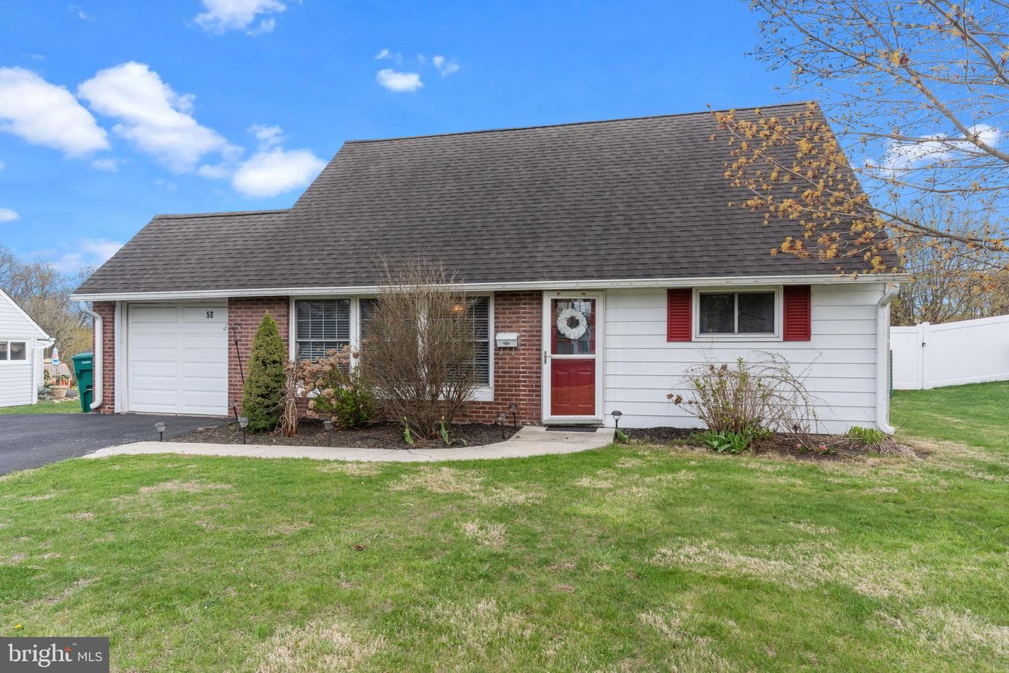 58 Tinder Road photo 2
