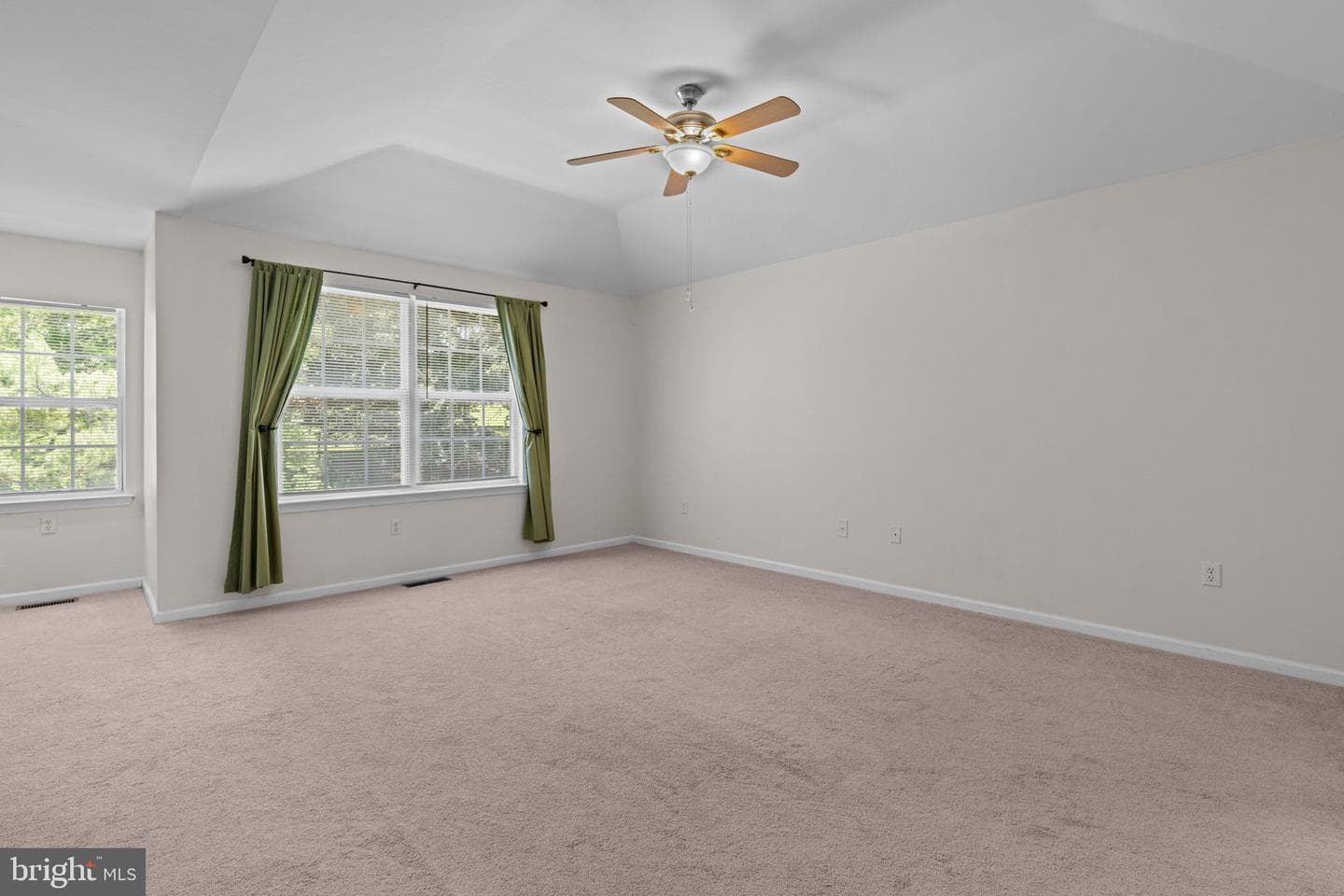 302 Weston Lane #23 photo 16