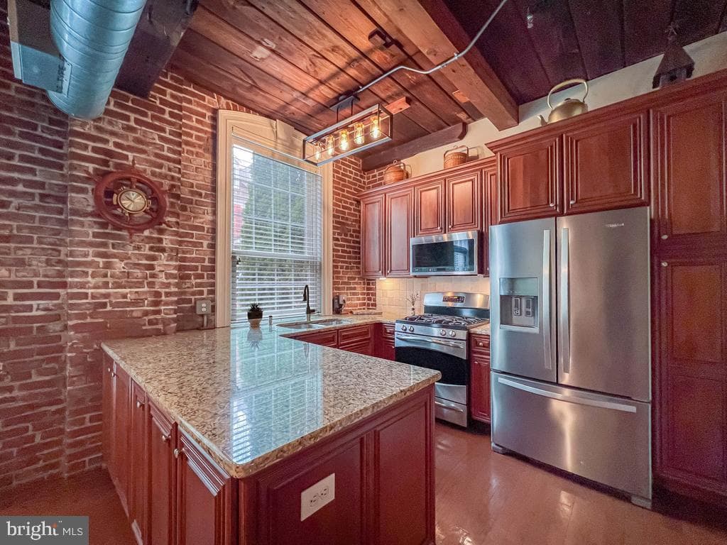 10 Watson Mill Lane photo 10