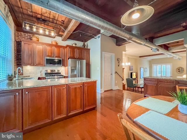 10 Watson Mill Lane photo 12
