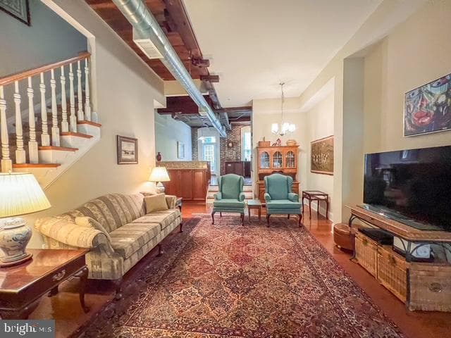 10 Watson Mill Lane photo 4