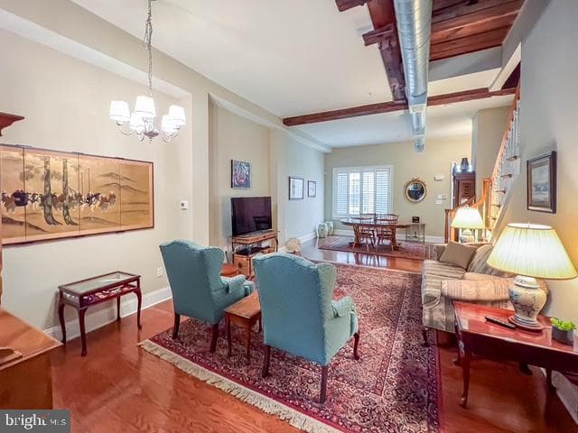 10 Watson Mill Lane photo 6