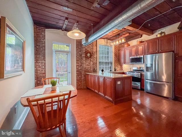 10 Watson Mill Lane photo 9