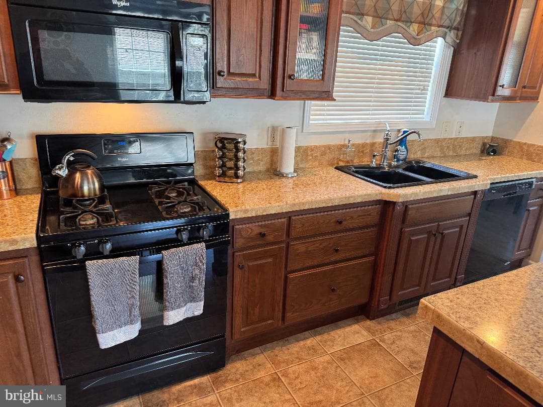1139 Willow Drive photo 8