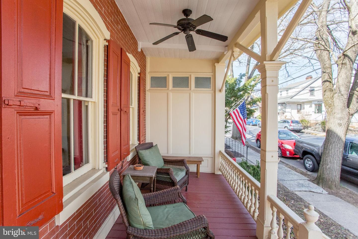 36 S Clinton Street photo 4