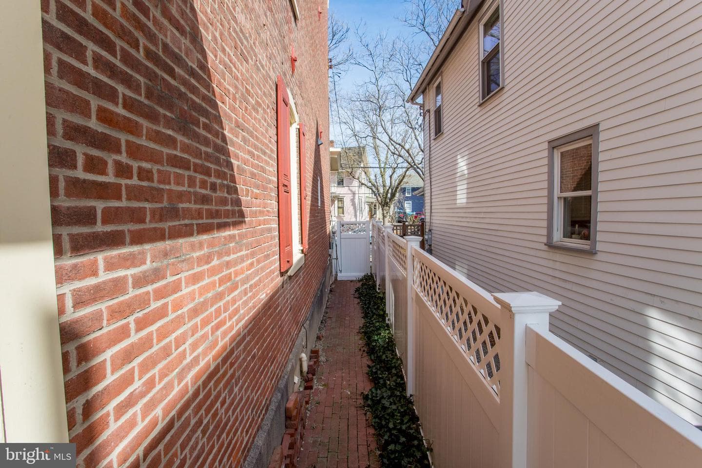 36 S Clinton Street photo 65