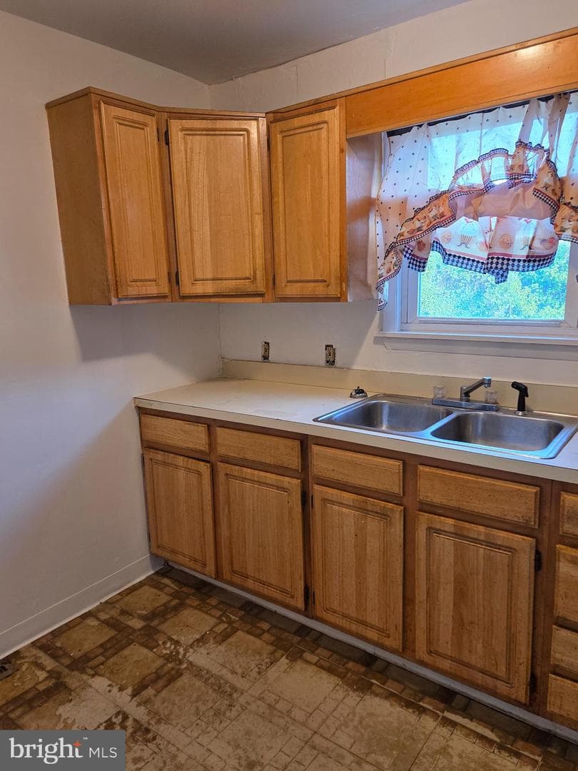 5706 Mitchell Road photo 6