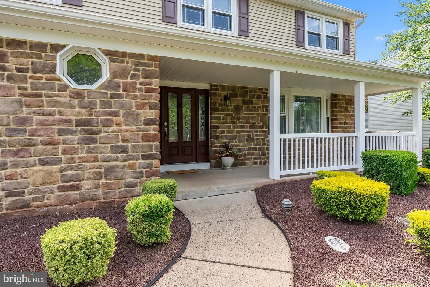 343 Fox Hollow Drive photo 2